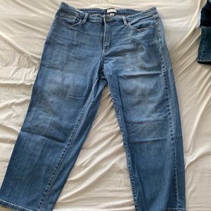 Light straight jeans